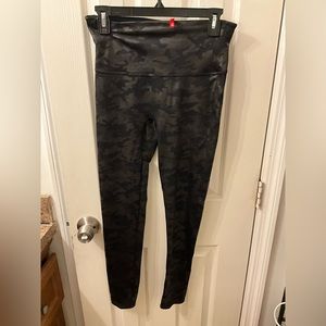 Spanx leggings size L new without tags